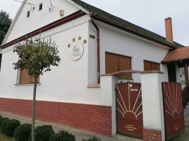 Varázsfészek Vendégház