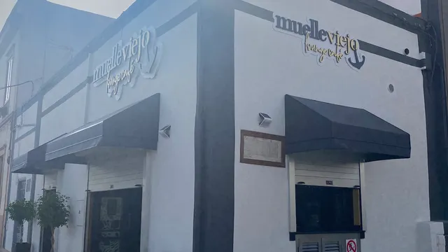 Muelle Viejo Lounge Café