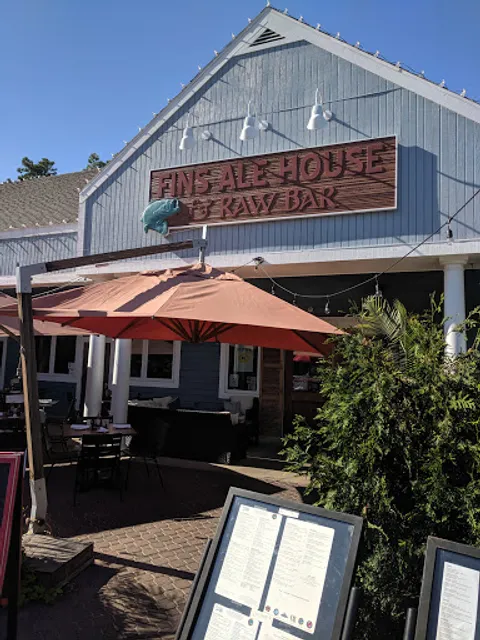 FINS Ale House & Raw Bar
