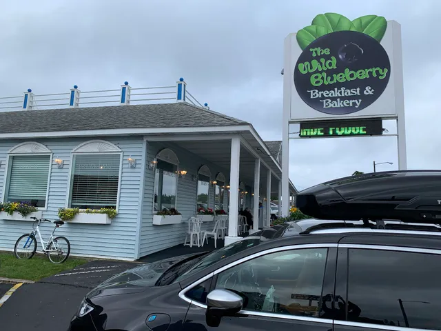 Wild Blueberry Breakfast & Bakery