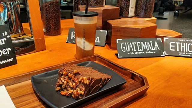Starbucks Punto Valle Reserve