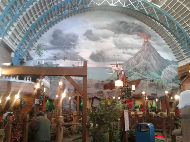 THE POLAR EXPRESS™ Train Ride