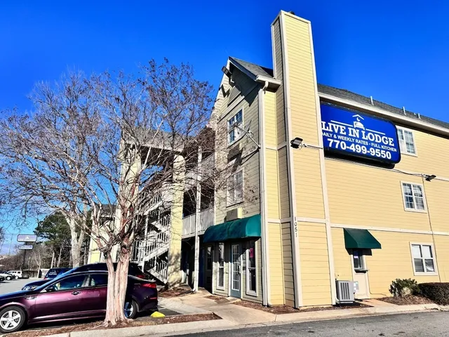 Live In Lodge Marietta