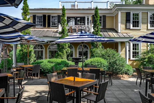 Bedford Village Inn & Restaurant