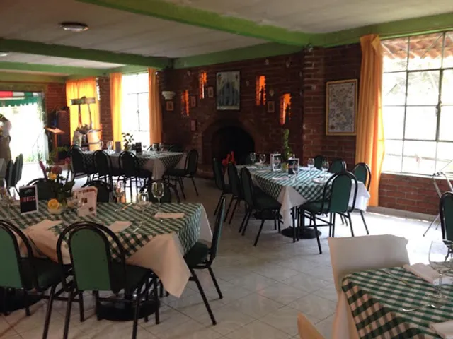 Restaurnte Italiano L'Angelo Rosa