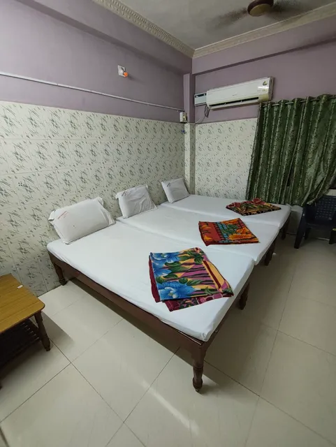 Sree Kamakshi Residency Lodge