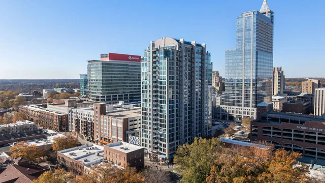 Skyhouse Raleigh High-Rise Apartments