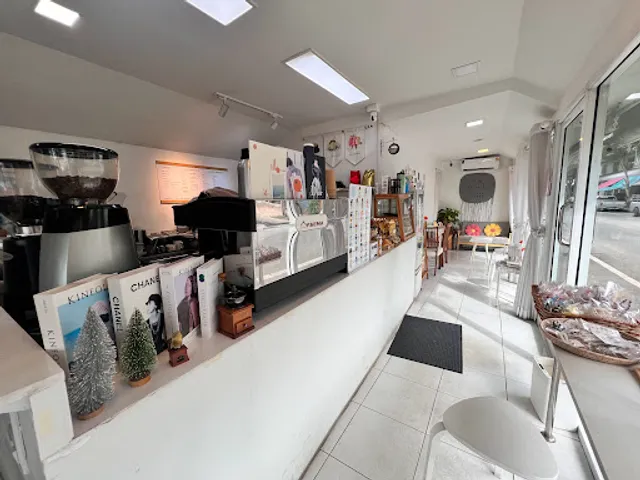 De'Phe coffee & bakery