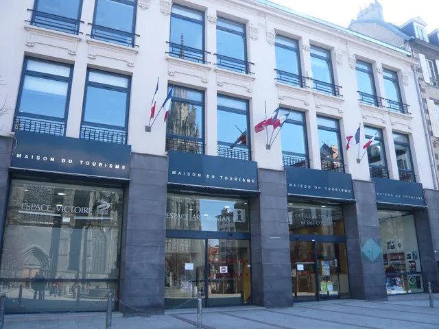 Clermont Auvergne Volcanoes Office De Clermont-Ferrand