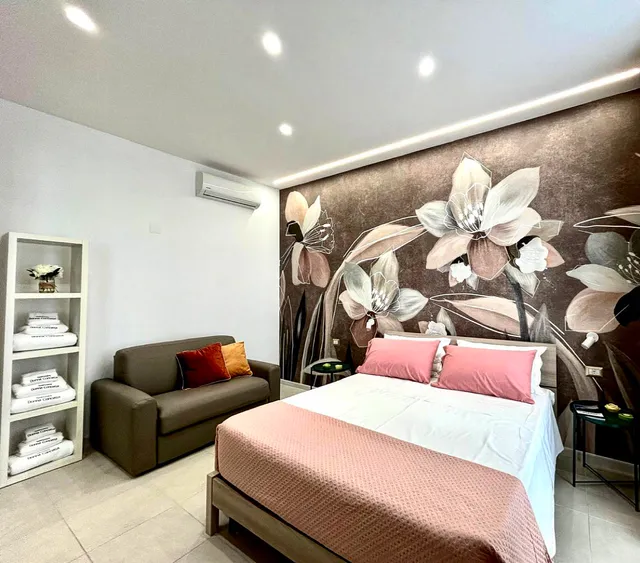 Donna CONCETTA a due passi da Ortigia