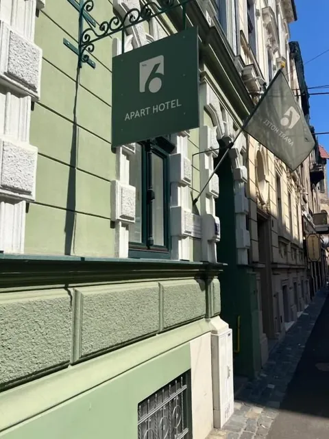 ApartHotel No.6