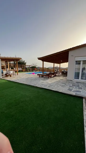 RELAXING POOL HOUSE IN LAGONISI 1