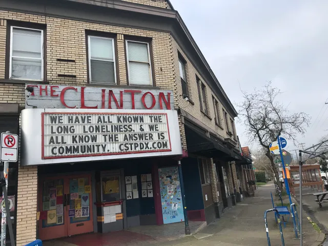 Around Portland Tours