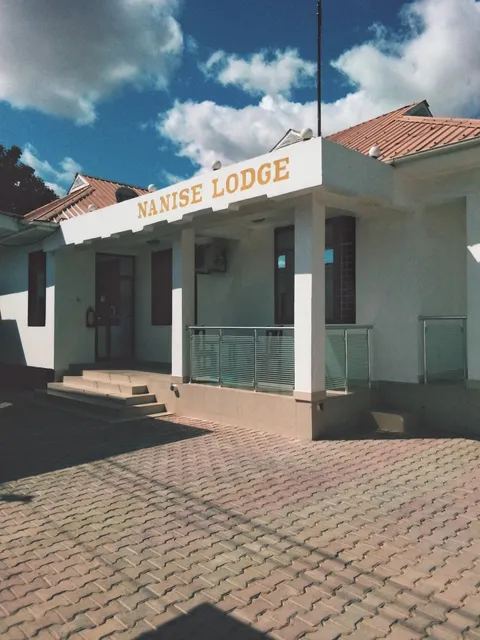 Nanise Lodge