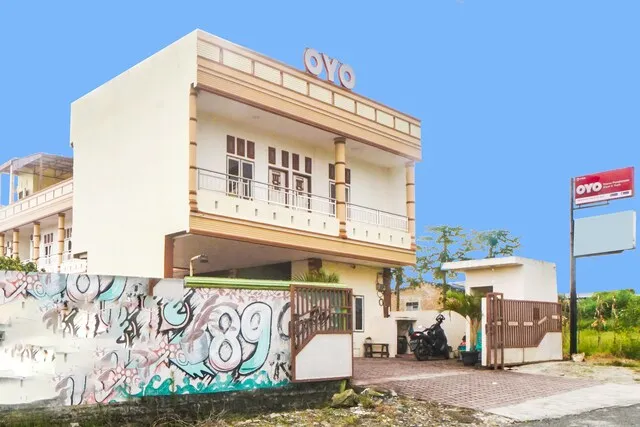 OYO 1764 Sopou Penginapan Rinal & Tuah