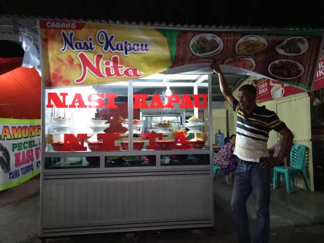 Nasi Kapau Nita Padang