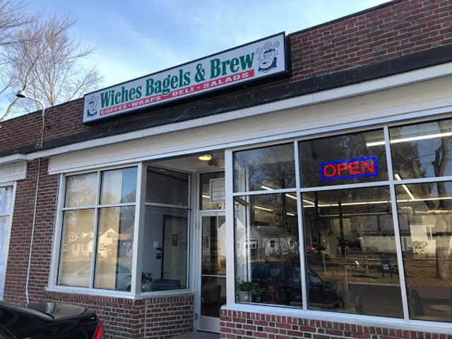 DeRocco's Wiches Bagels and Brew