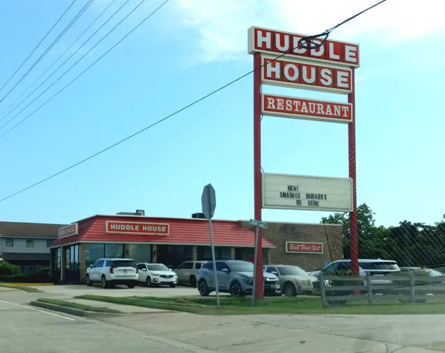 Huddle House