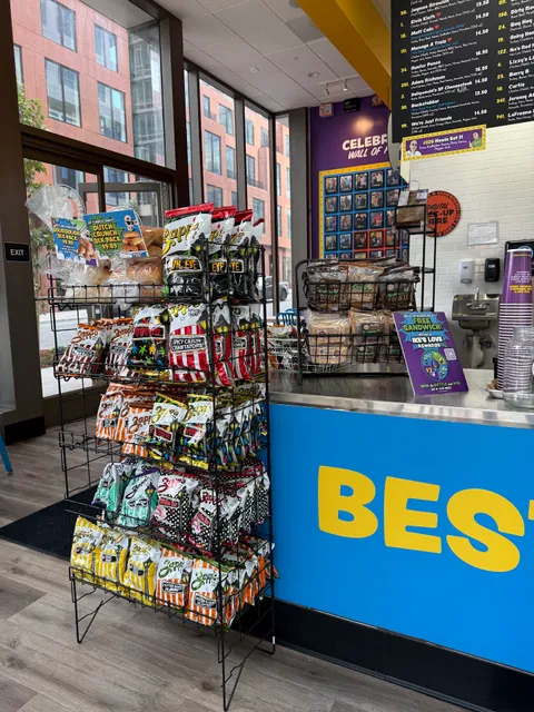 Ike's Love & Sandwiches