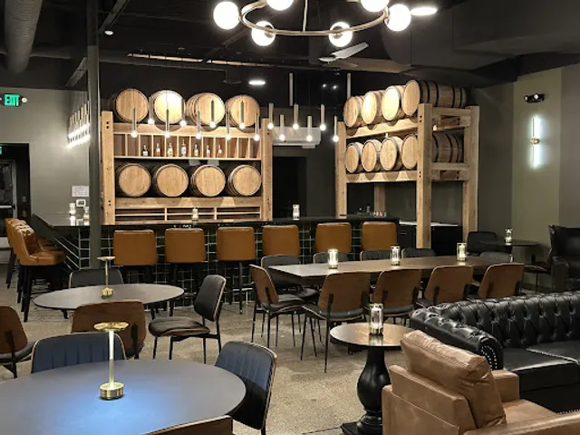 The Highline Room - Dexter