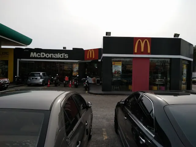 McDonald's Petronas Taman Tan Sri Yaacob DT