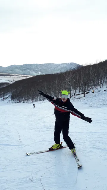 Al'pina, Gornolyzhnaya Baza