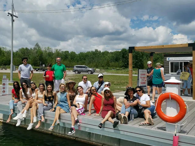 Boat Rental by Sail La Vie at Friday Harbour