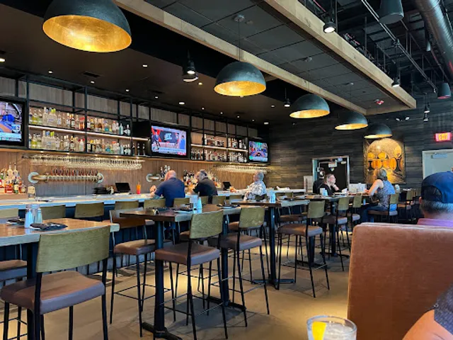 Cooper’s Hawk Winery & Restaurant