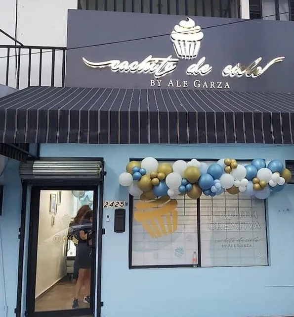 Cachito de Cielo by Ale Garza