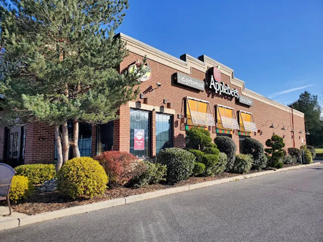 Applebee's Grill + Bar