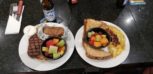 Hy-Vee Market Grille