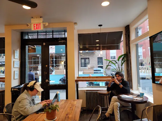 Joe Coffee Company: Waverly