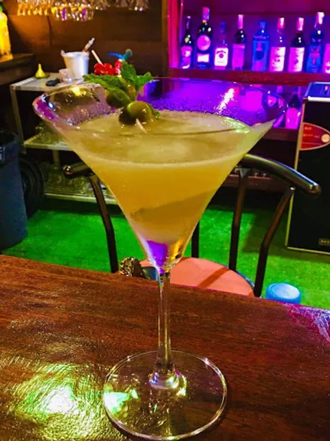 TUP TIM bar& restaurant