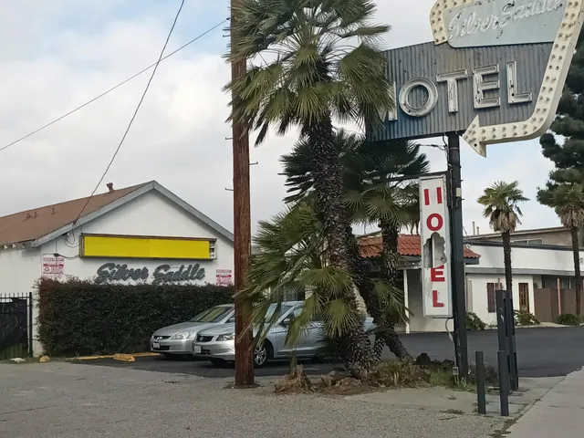 Silver Saddle Motel
