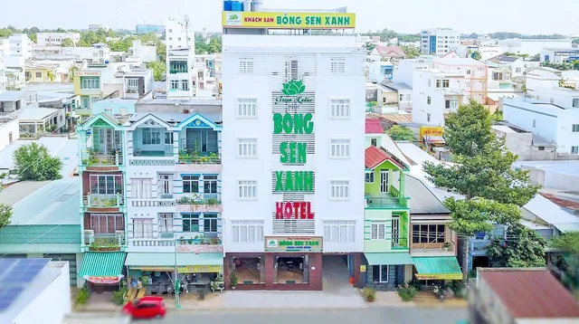 KHÁCH SẠN BÔNG SEN XANH