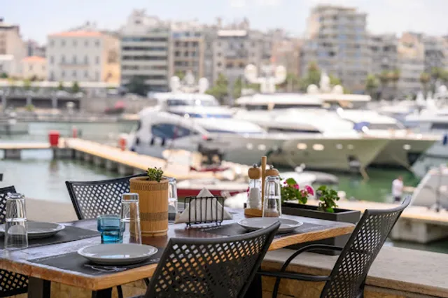 Ta katsarolakia Restaurant