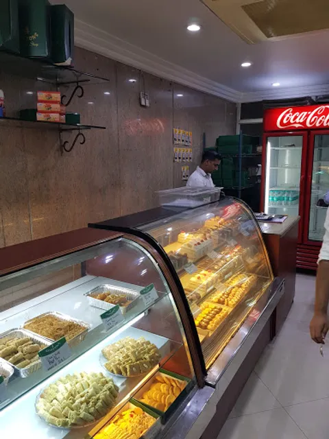 4 Seasons Pastry shop