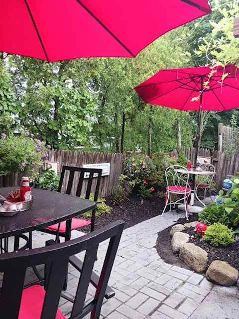 Strawberry Fair Restaurant