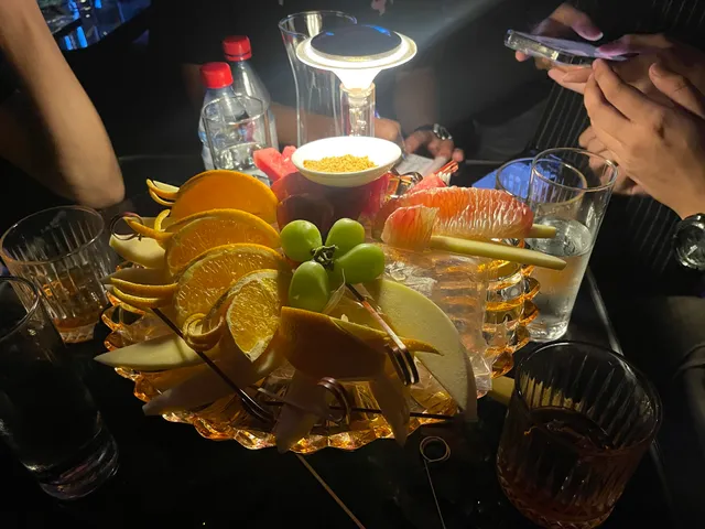 M.O.A 98 Hàng Buồm