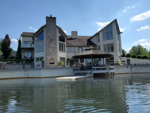 Dockside Bed & Breakfast