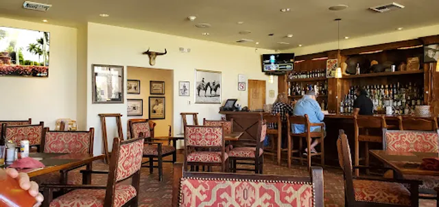 Duke's Lounge/Legends Restaraunt