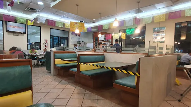 Los Bisquets Obregon