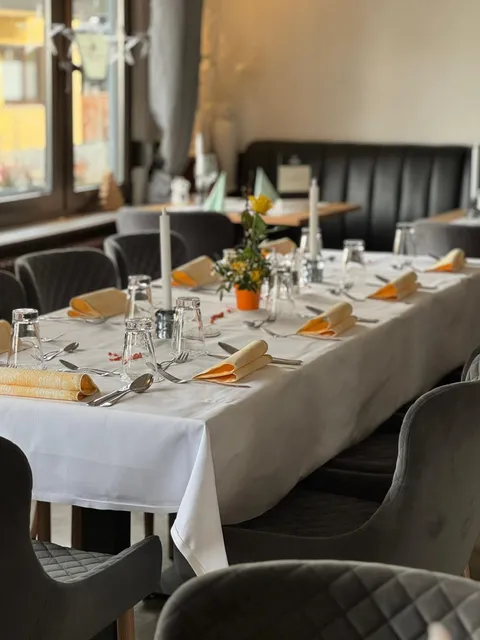 Gasthaus "Zur Frischen Quelle" - Robin Schubert