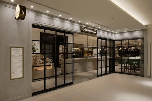 Johnnie’s Brasserie