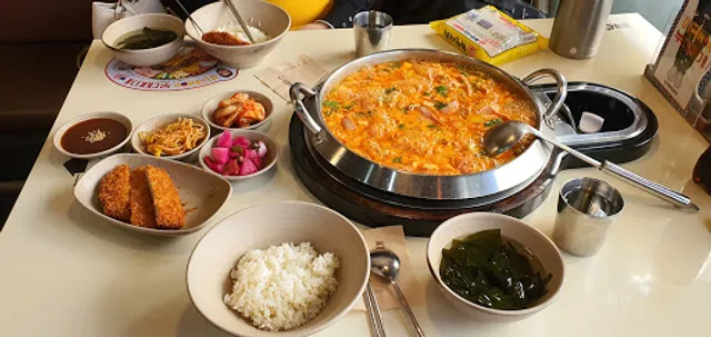 킹콩부대찌개 성남모란점