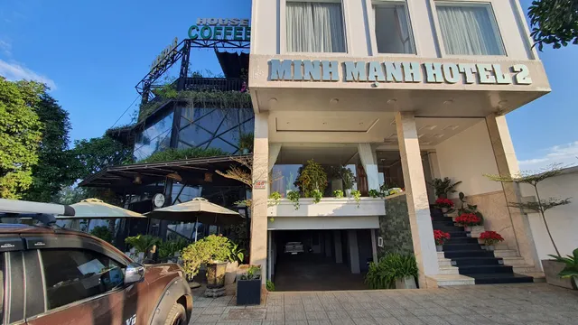 Minh Manh Hotel 2