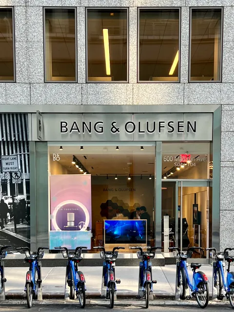 Bang & Olufsen