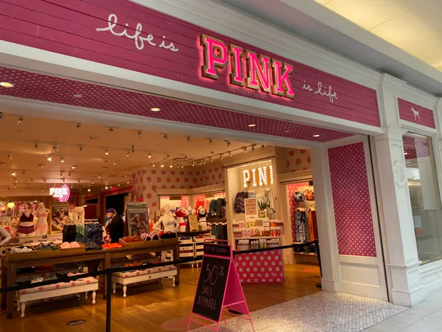 Victoria's Secret & PINK