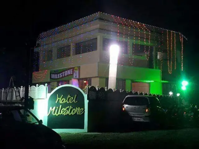 Hotel Milestone