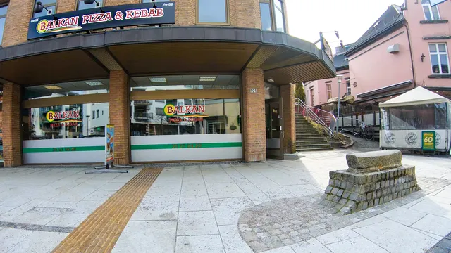 Balkan Pizza og Kebab